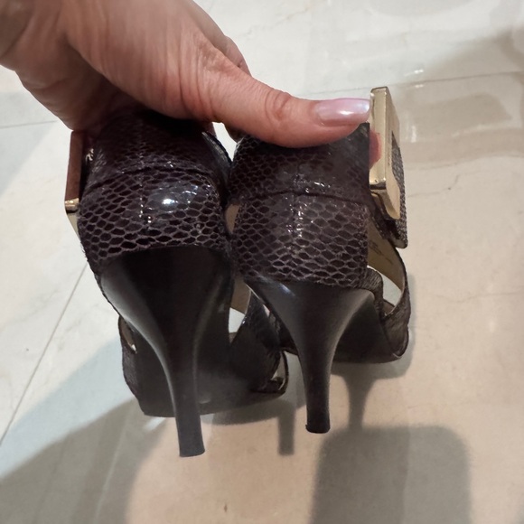 Michael Kors brown and Gold Heels - Picture 12 of 13